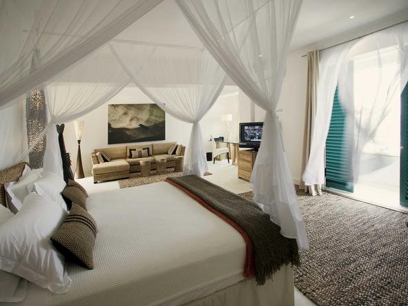 The Oyster Bay - Bedroom 